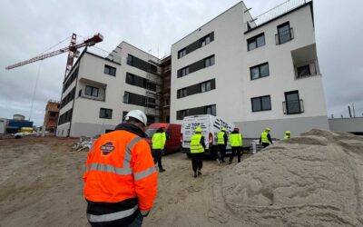 Zelený vrch v Pelhřimově roste před očima. Stavbu navštívilo vedení města, které zde pořídilo 15 bytů pro mladé rodiny.